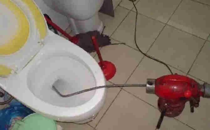 秦安马桶通下水